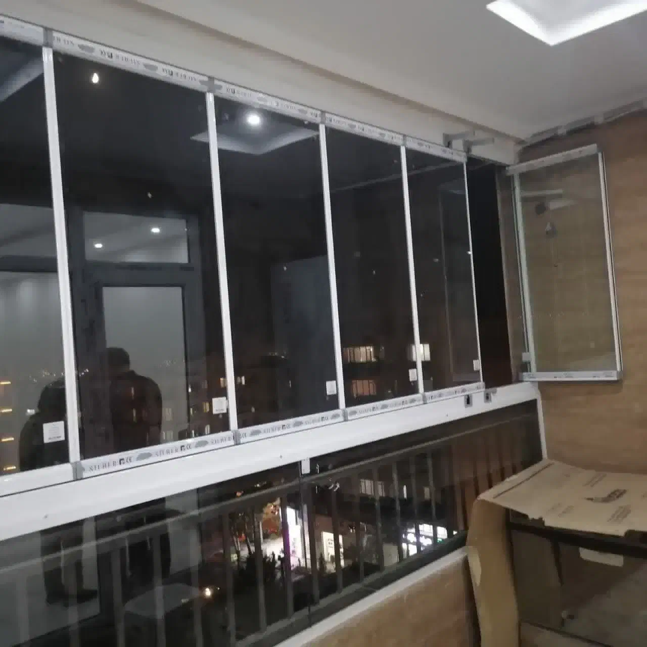 بالکنی تاشو شیشه سکوریت و حمام شیشه ای|خدمات پیشه و مهارت|کرج, گوهردشت|دیوار