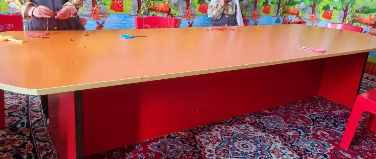 میز بزرگ چوبی mdf|میز تحریر و کامپیوتر|شهرکرد, |دیوار