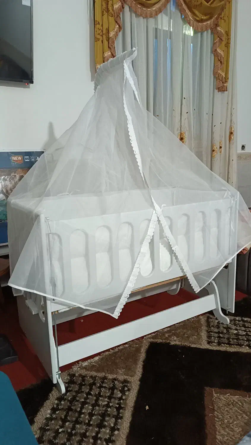 گهواره و تخت کنارمادر|اسباب و اثاث بچه|جیرفت, |دیوار