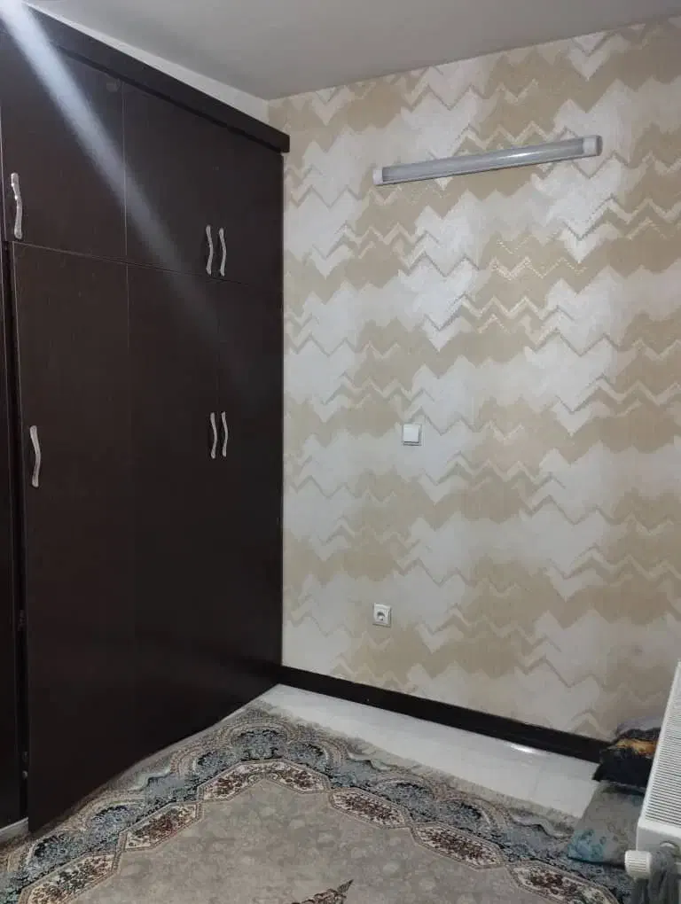 آپارتمان دوخوابه .دارای آسانسور وانباری.تراس کوچک|فروش آپارتمان|اصفهان, شهشهان|دیوار