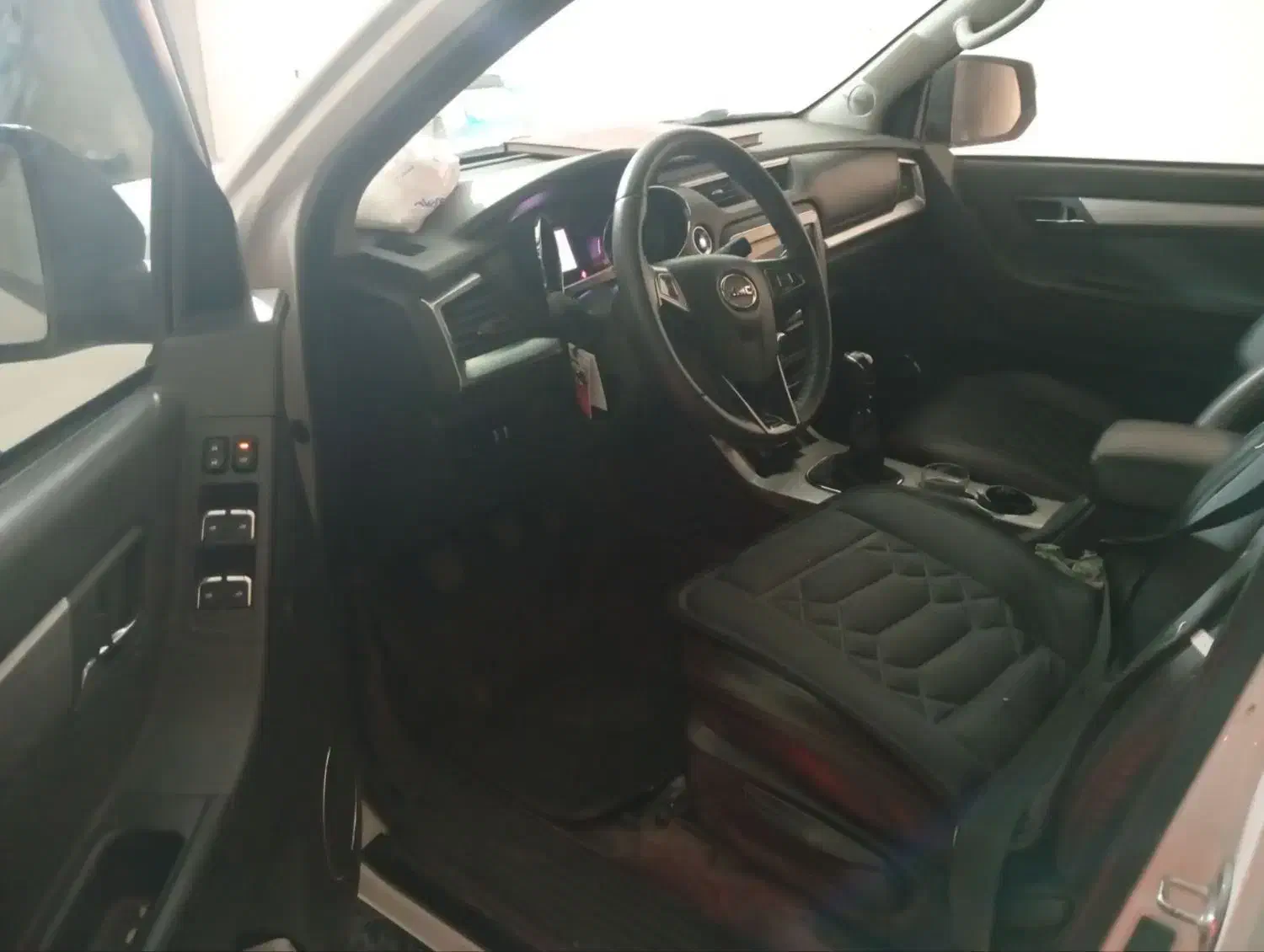 کی ام سی تی 8 تمیز 1400.|خودرو سواری و وانت|بیرجند, |دیوار