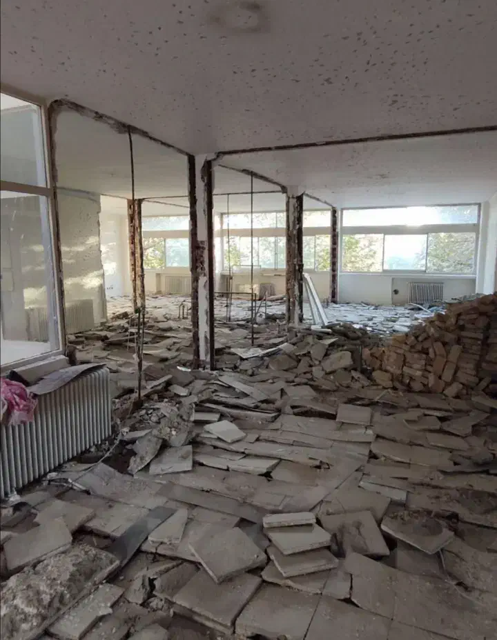 تخریب ساختمانی وتعمیرات داخلی گچو ورنگ وکاشی|خدمات پیشه و مهارت|ارومیه, |دیوار