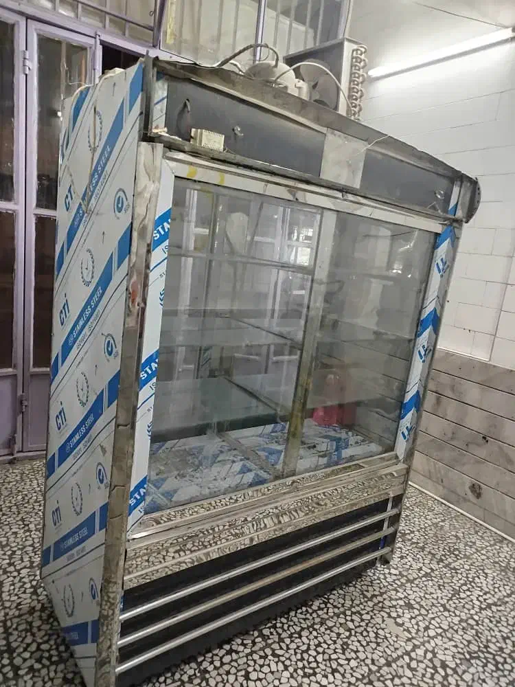 یخچال بزرگ|یخچال و فریزر|اصفهان, طاحونه|دیوار