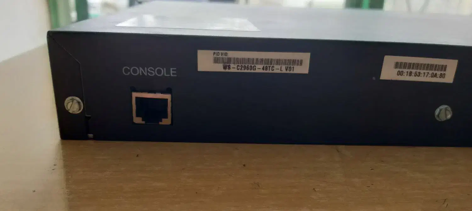 سوئیچ سیسکو ۴۴ پورت|مودم و تجهیزات شبکه|ماهدشت, |دیوار