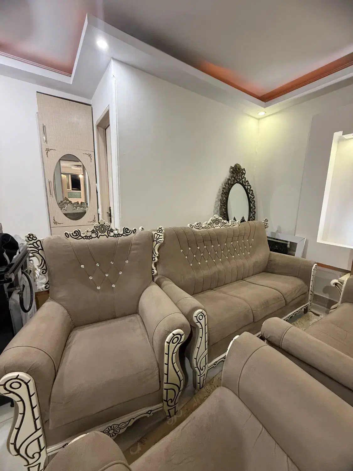 مبل هفت نفره|مبلمان خانگی و میز عسلی|شهریار, شهرک وائین|دیوار