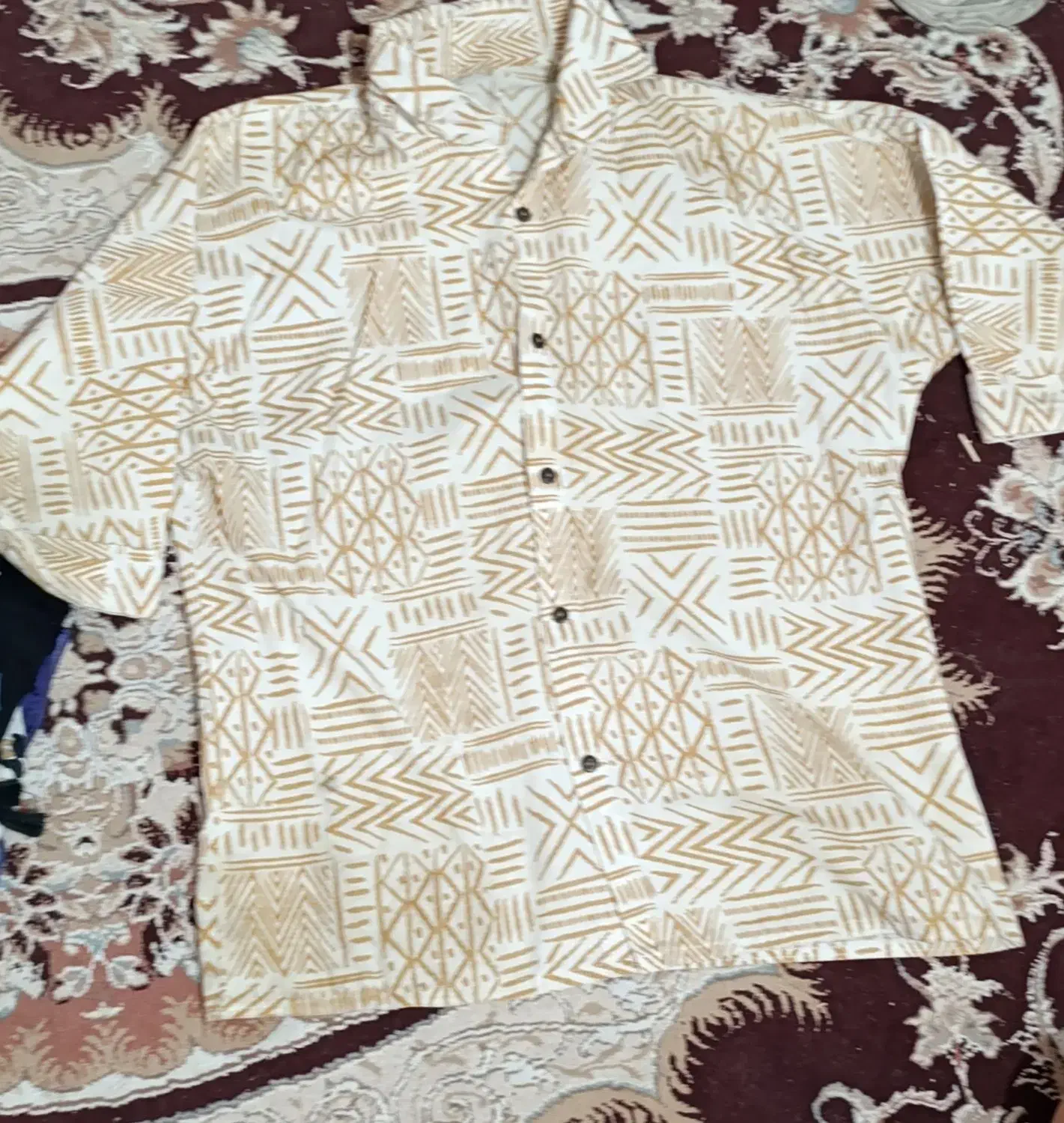 لباس زنانه|لباس|گالیکش, |دیوار