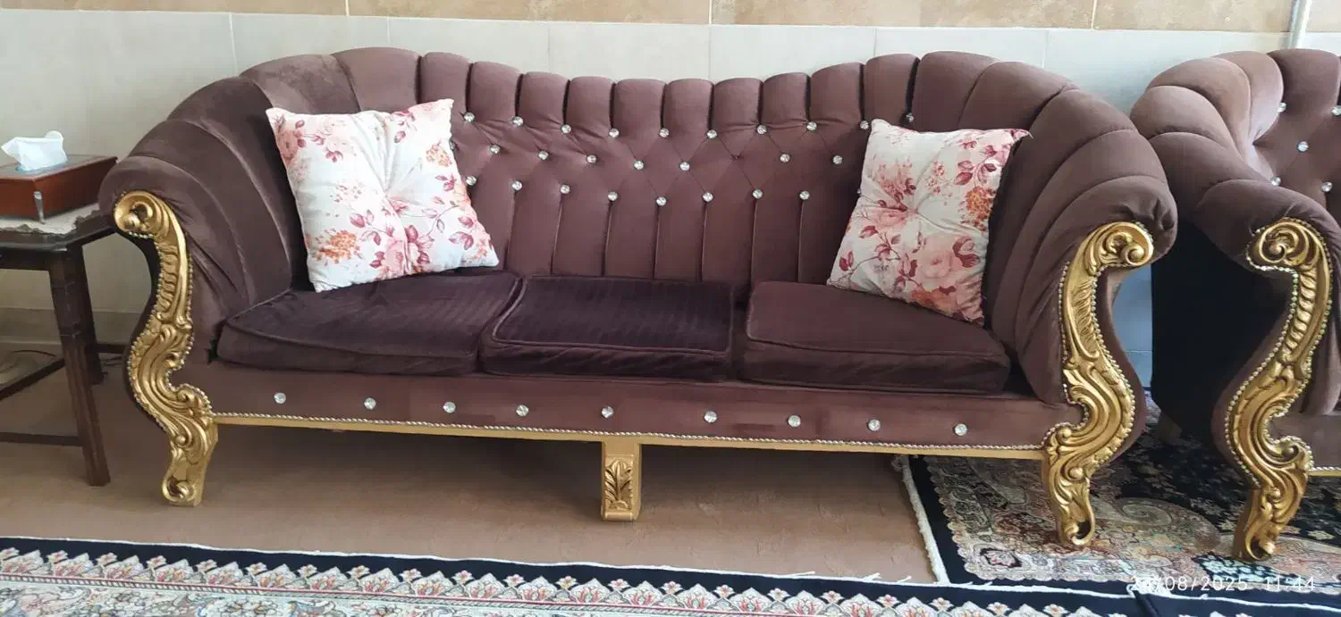 مبل راحتی|مبلمان خانگی و میز عسلی|شراء, |دیوار