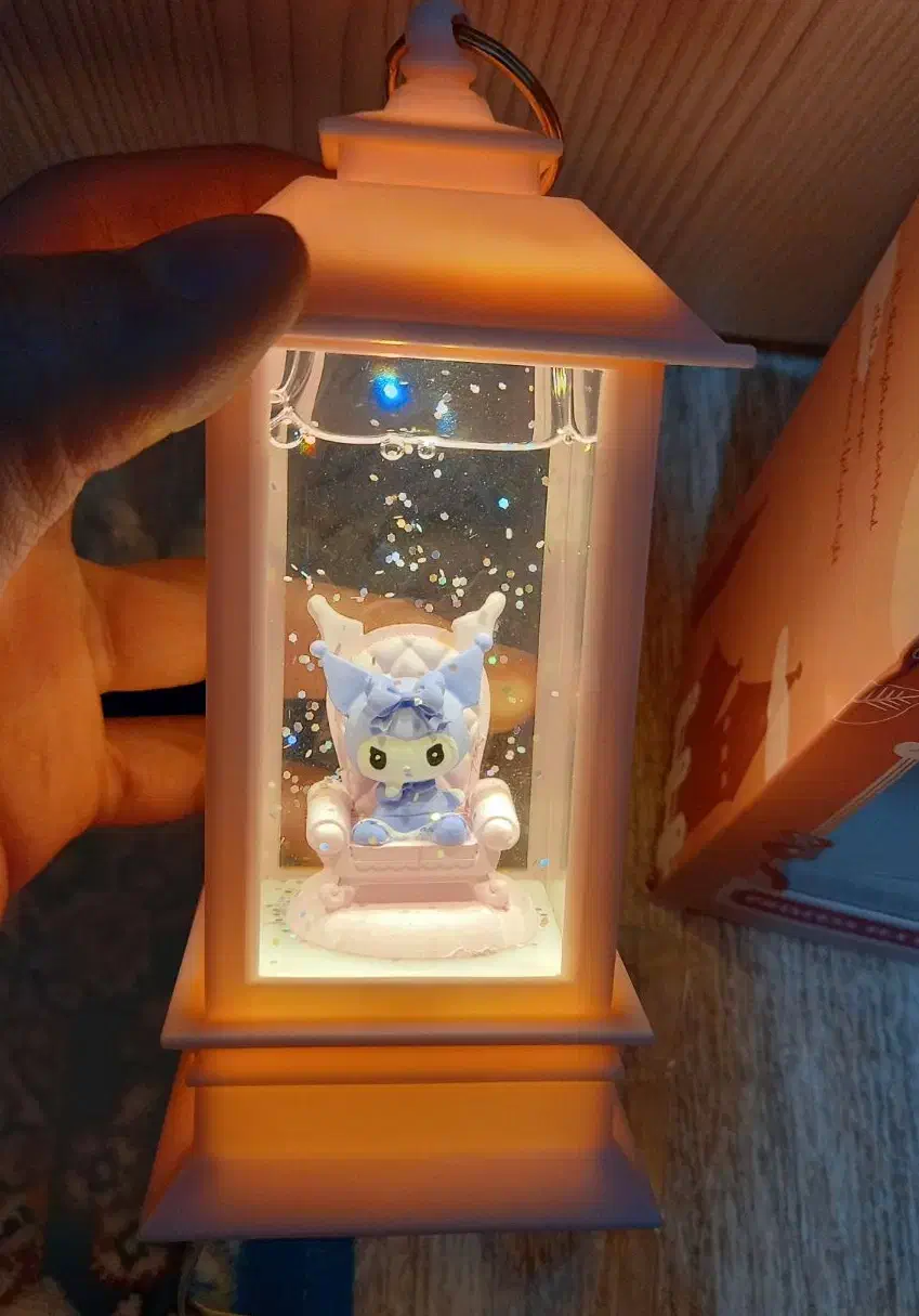 چراغ خواب کرومی|چراغ خواب و آباژور|جاجرود, |دیوار