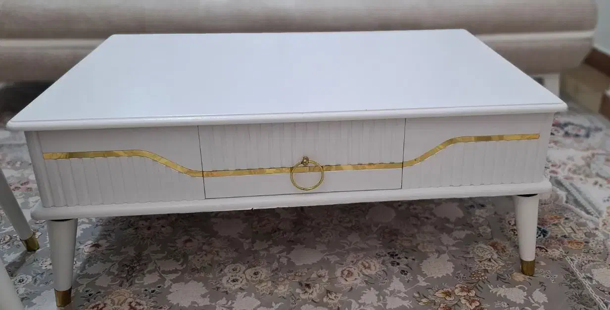 فقط میز عسلی و سه تیکه|مبلمان خانگی و میز عسلی|رشت, جهاد|دیوار