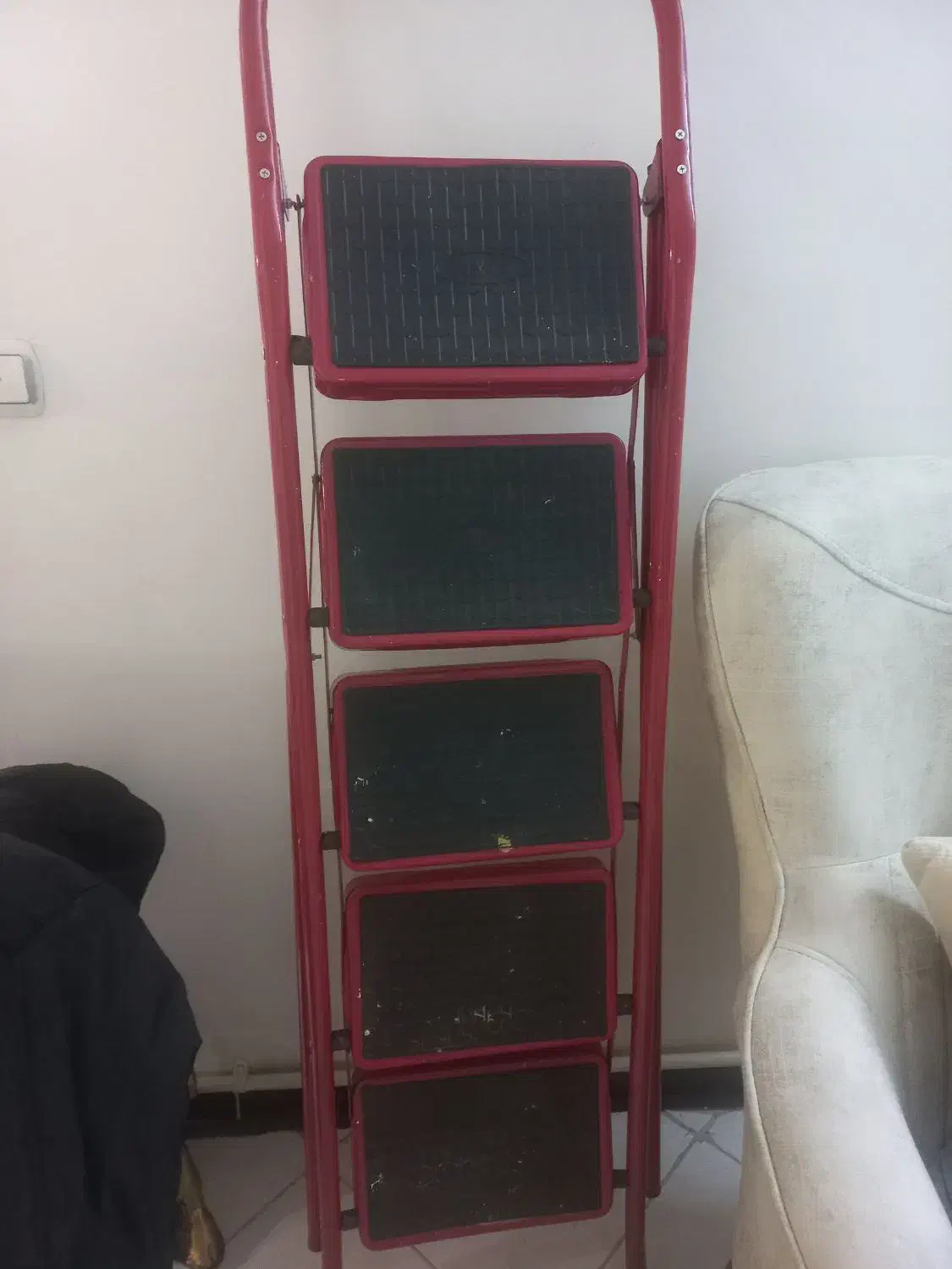 چهار پایه|ابزارآلات|کرج, فاز ۳ گوهردشت|دیوار