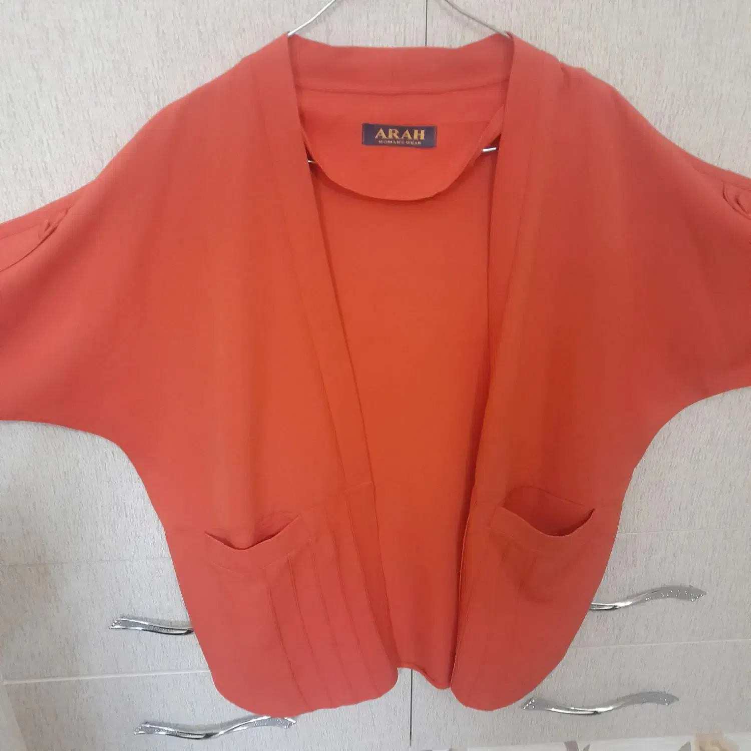 شومیز|لباس|خمین, |دیوار