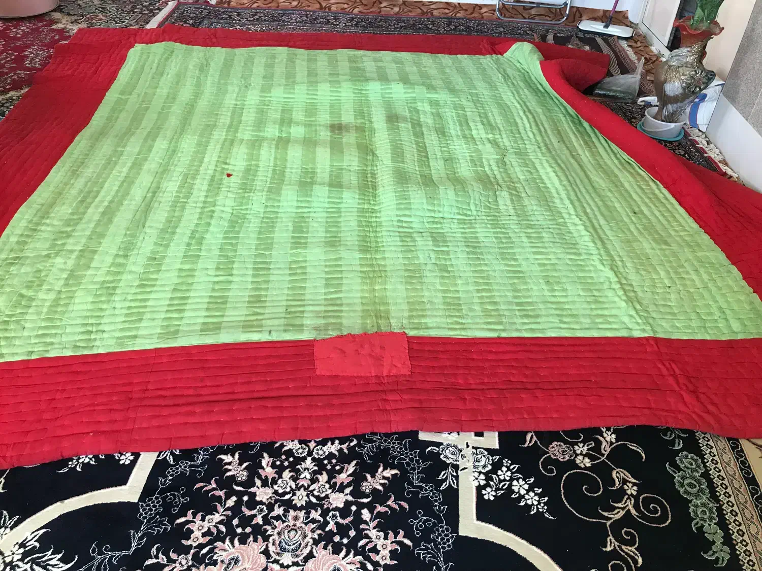 لحاف کرسی|رختخواب، بالش، پتو|داران, |دیوار