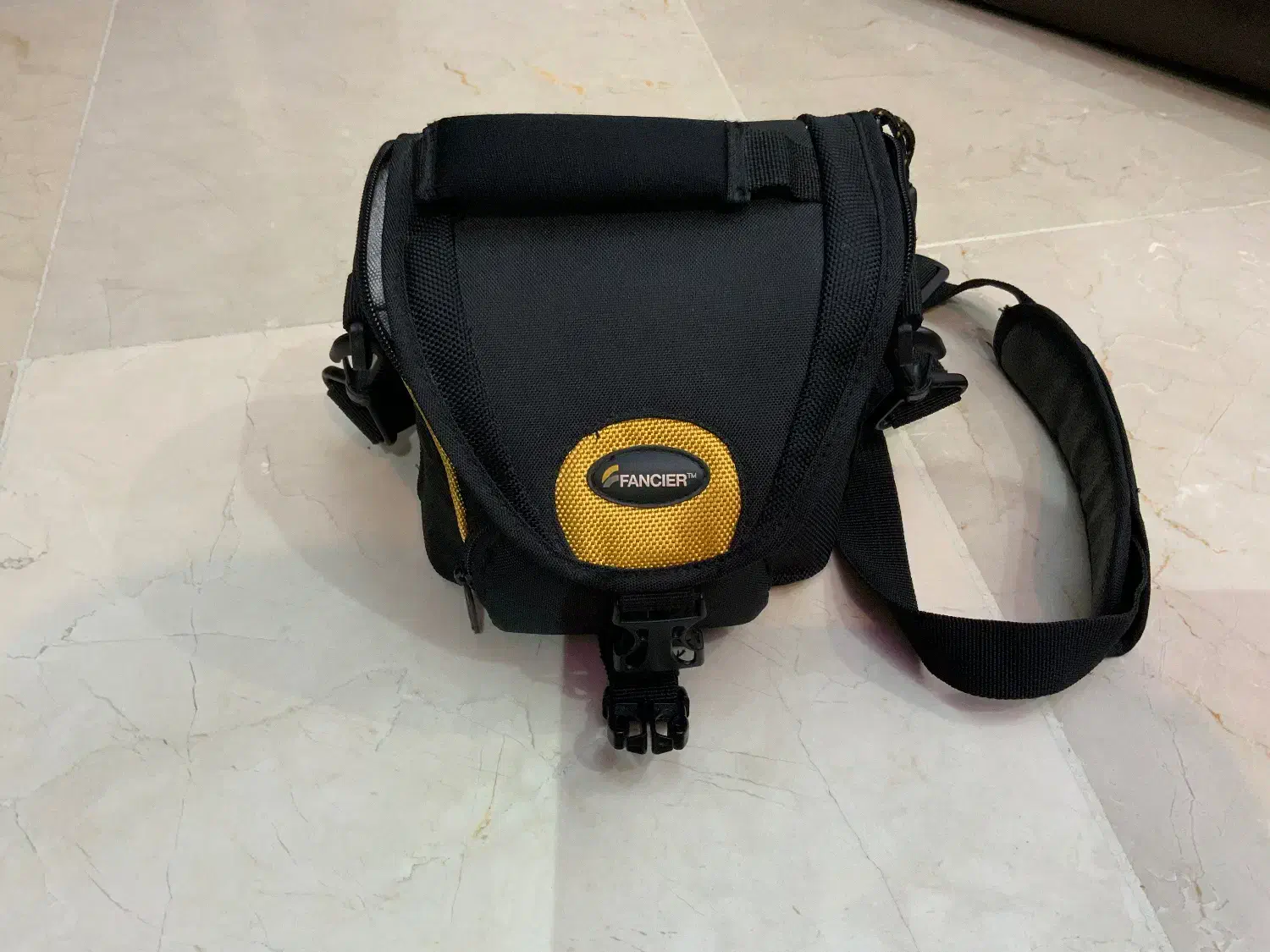 دوربین canon- sx20 is در حد نو|دوربین عکاسی و فیلمبرداری|تهران, سعادتآباد|دیوار