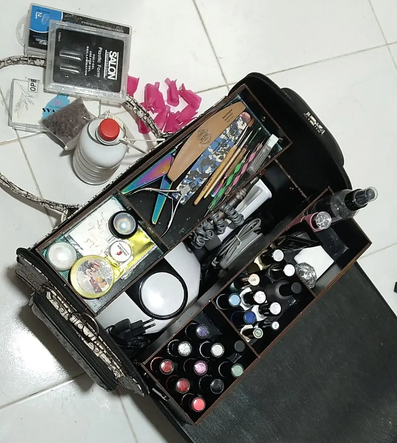 لوازم ناخنکاری|آرایشگاه و سالن‌های زیبایی|ارومیه, |دیوار