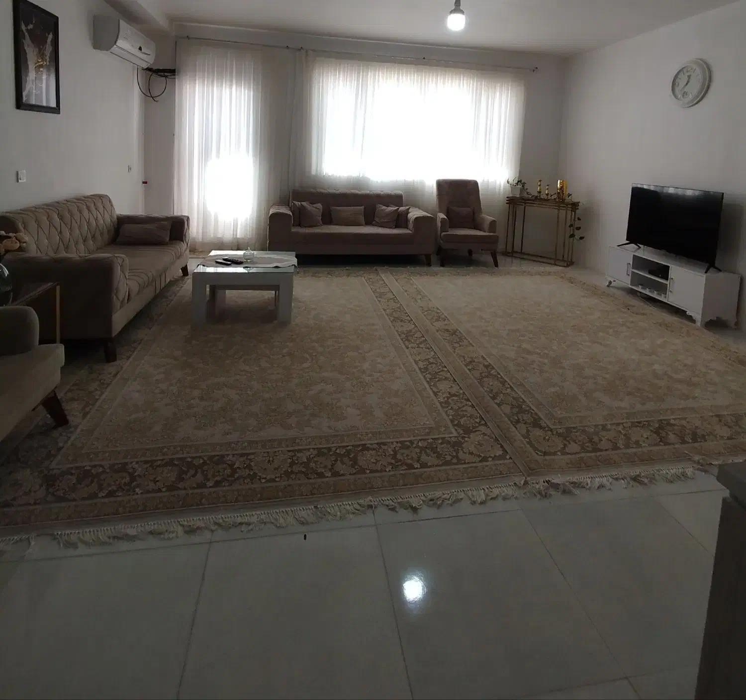 آپارتمان اجاره ای با قیمت مناسب|اجارهٔ آپارتمان|میانه, |دیوار