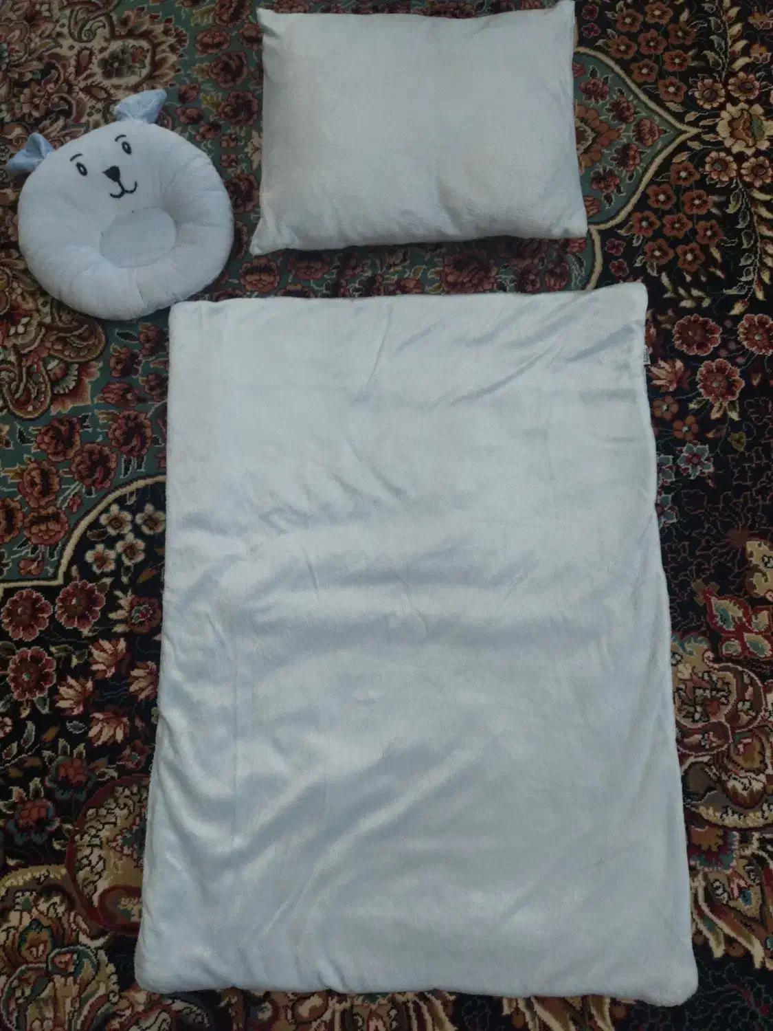 سرویس خواب|رختخواب، بالش، پتو|فردوس (خراسان), |دیوار