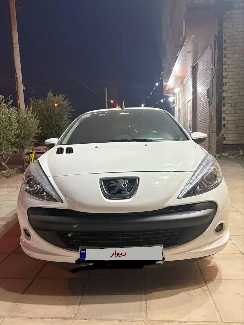 ۲۰۷ سقف فلز / ۱۴۰۴|خودرو سواری و وانت|یزد, |دیوار