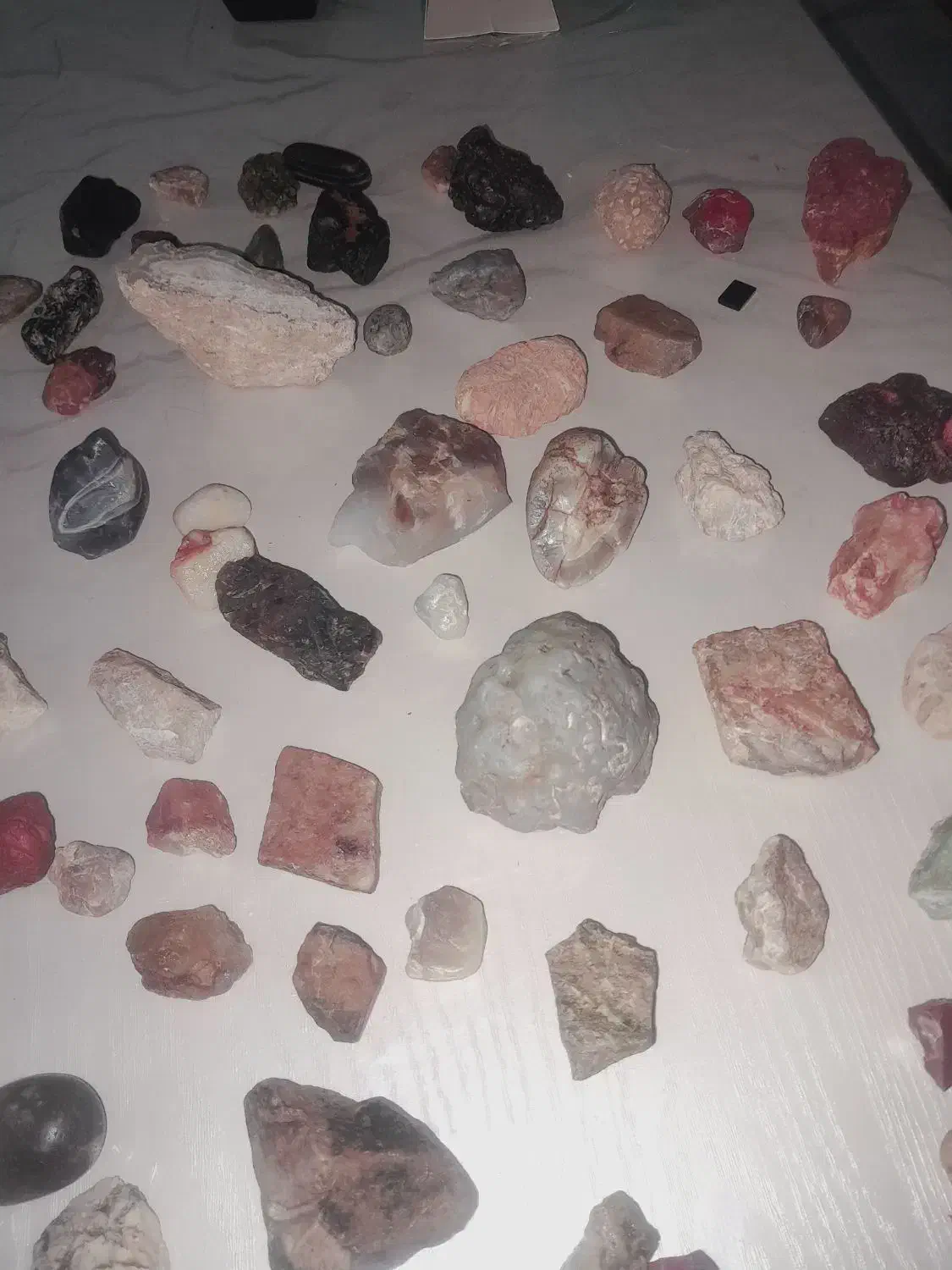 سنگ های قیمتی|کلکسیون اشیاء عتیقه|زنجان, |دیوار