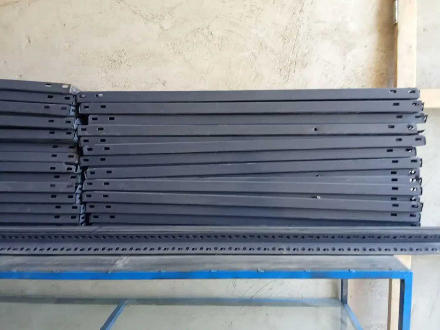 قفسه آهنی میز شیشه ای|عمده‌فروشی|رزن, |دیوار