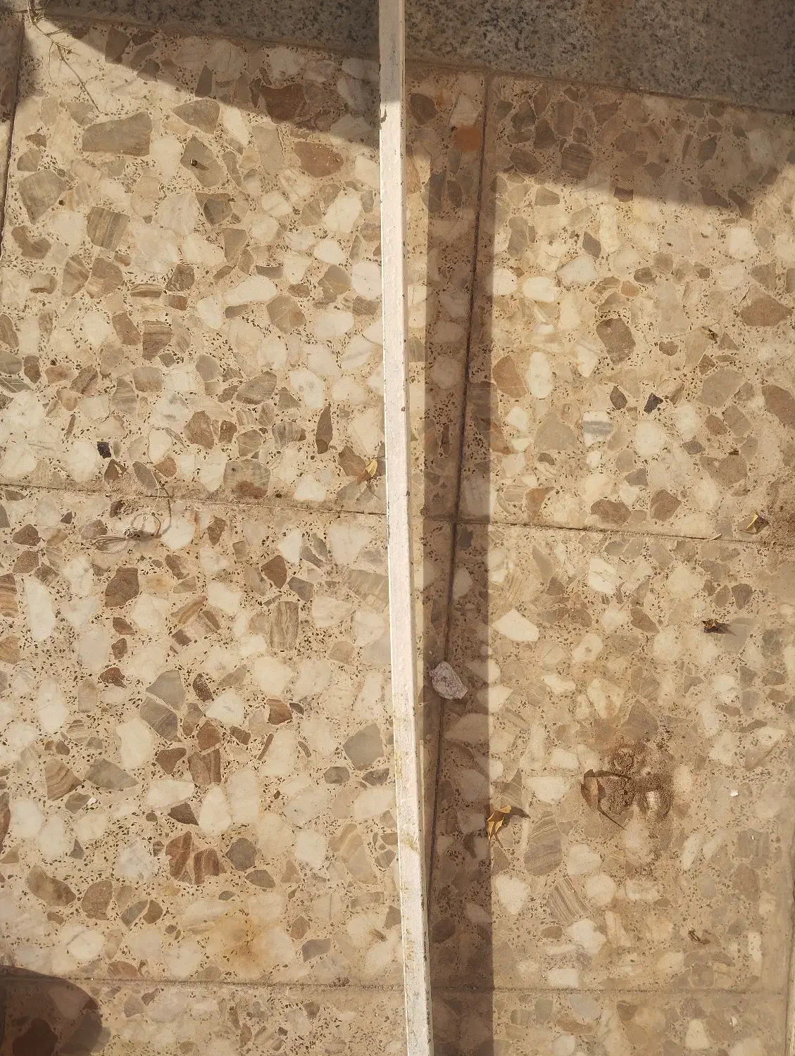 یک شاخه قوطی دودردو پنج متر لوله گازسه|مصالح و تجهیزات ساختمان|شیراز, شریف‌آباد|دیوار