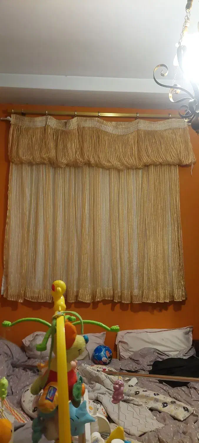 پرده همراه با میله و گیره|پرده، رانر، رومیزی|تهران, استقلال|دیوار