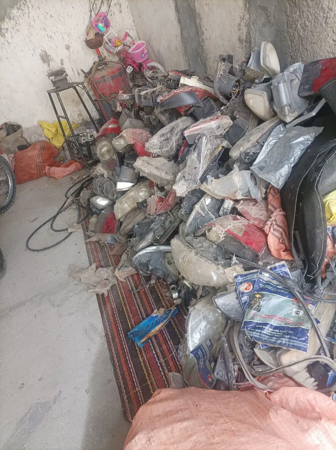 قطعات خودرو استوک|قطعات یدکی و لوازم جانبی|کرمانشاه, |دیوار