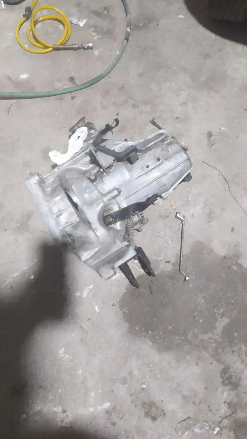 گیربوکس|قطعات یدکی و لوازم جانبی|رشت, بیجارپس|دیوار