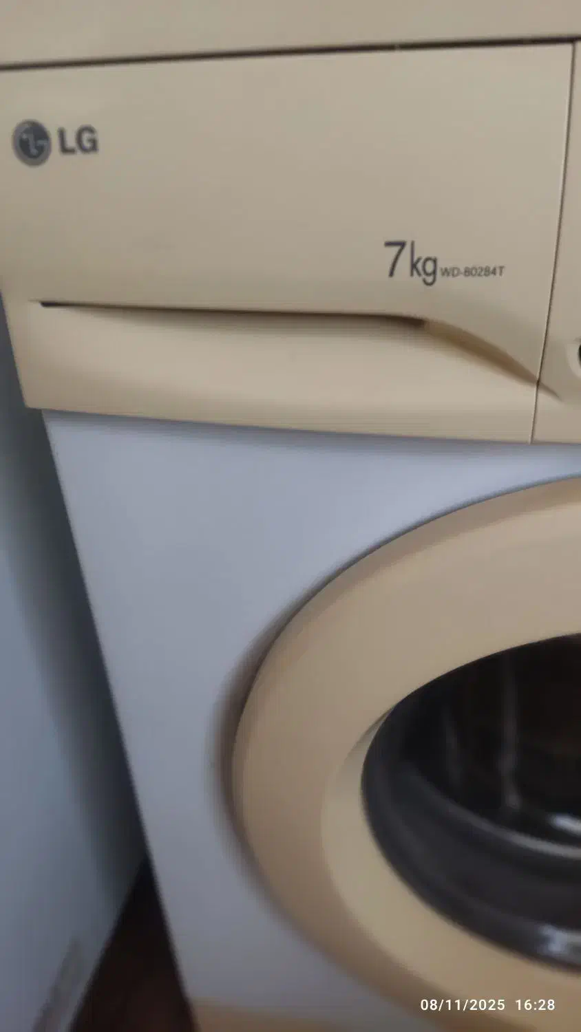 لباسشویی ۷ کیلویی الجی|ماشین لباسشویی و خشک‌کن لباس|رشت, بالاکویه|دیوار