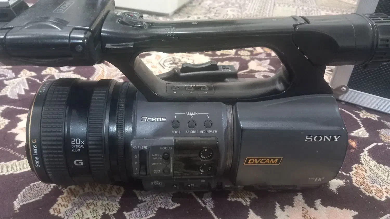 دوربین فیلم برداری سونی dvcam|دوربین عکاسی و فیلمبرداری|شهرکرد, |دیوار