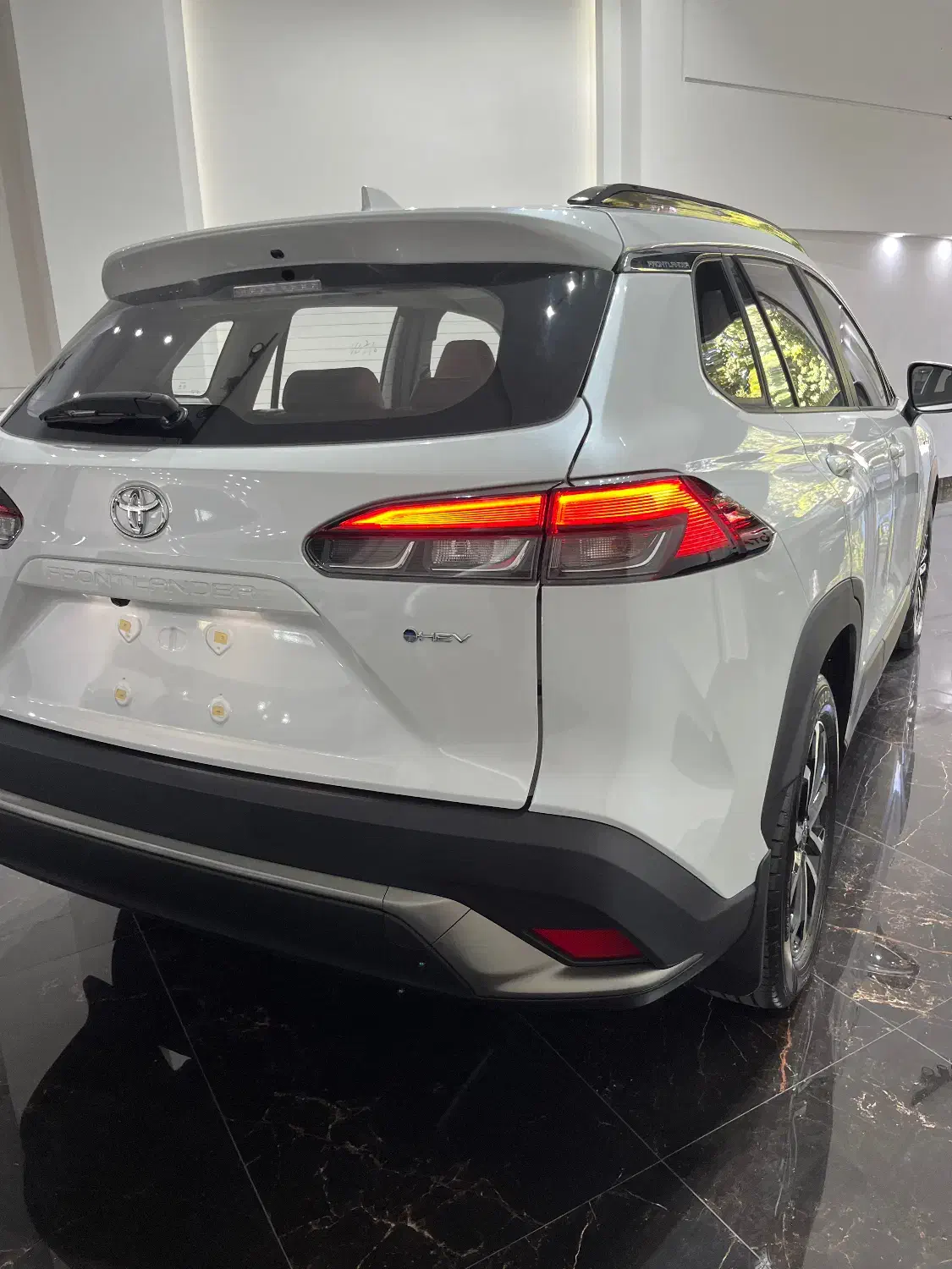 تویوتا فرانت لندر هیبرید پلاک ارس ۲۰۲۵|خودرو سواری و وانت|مراغه, |دیوار