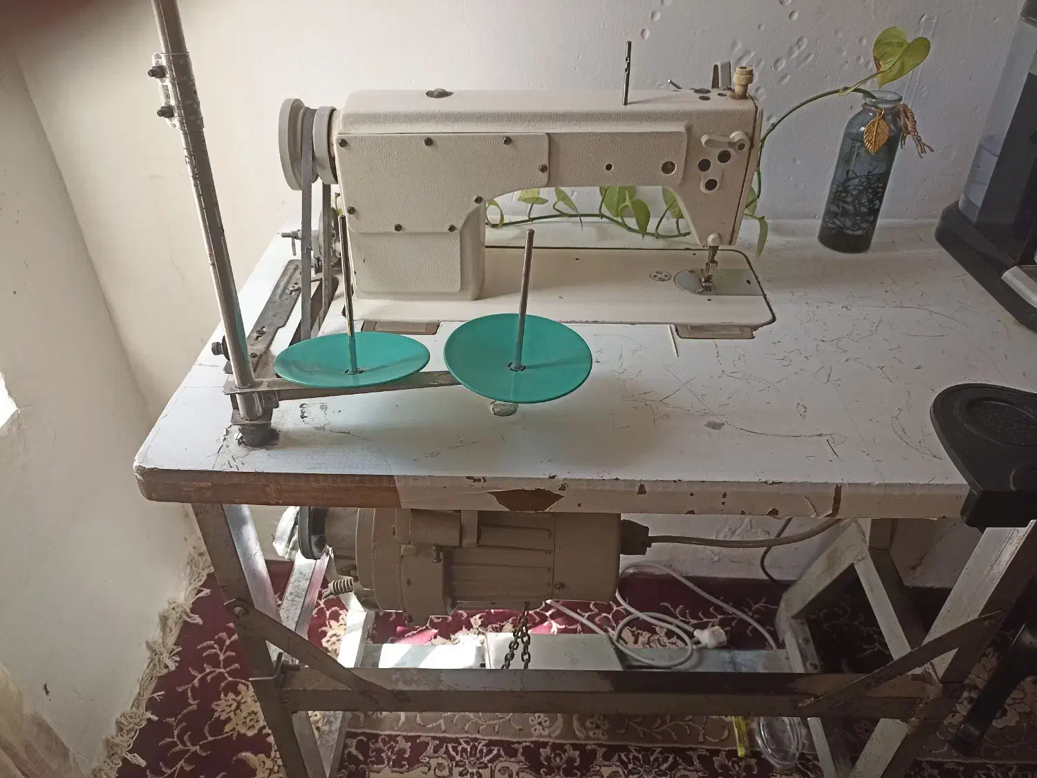 چرخ راسته دوز صنعتی|چرخ خیاطی و ریسندگی|بیرجند, |دیوار