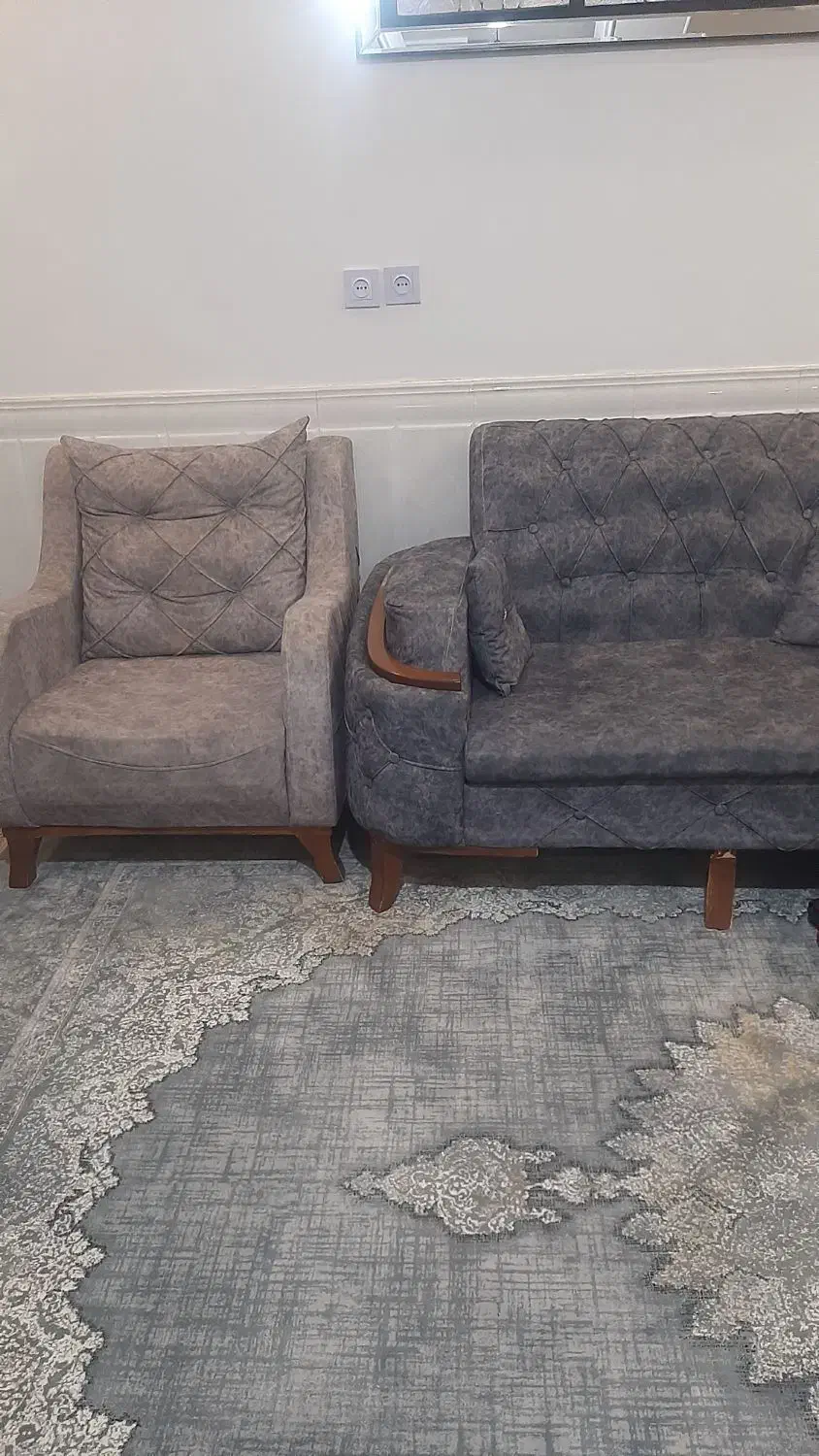 چستر راحتی سالم در حد نو|مبلمان خانگی و میز عسلی|شهریار, فرارت|دیوار