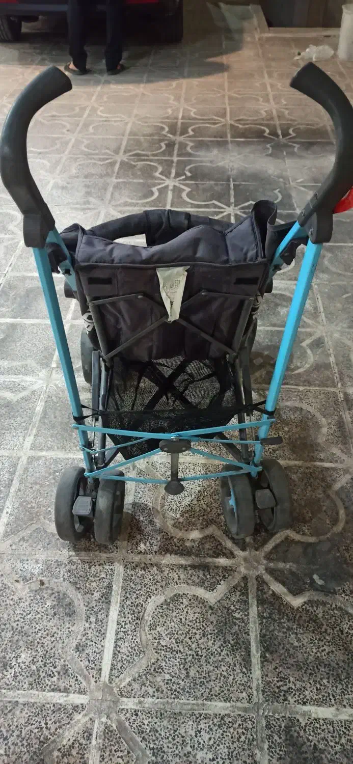 کالسکه عصایی کودک|کالسکه و لوازم جانبی|شیراز, قالیشویی|دیوار