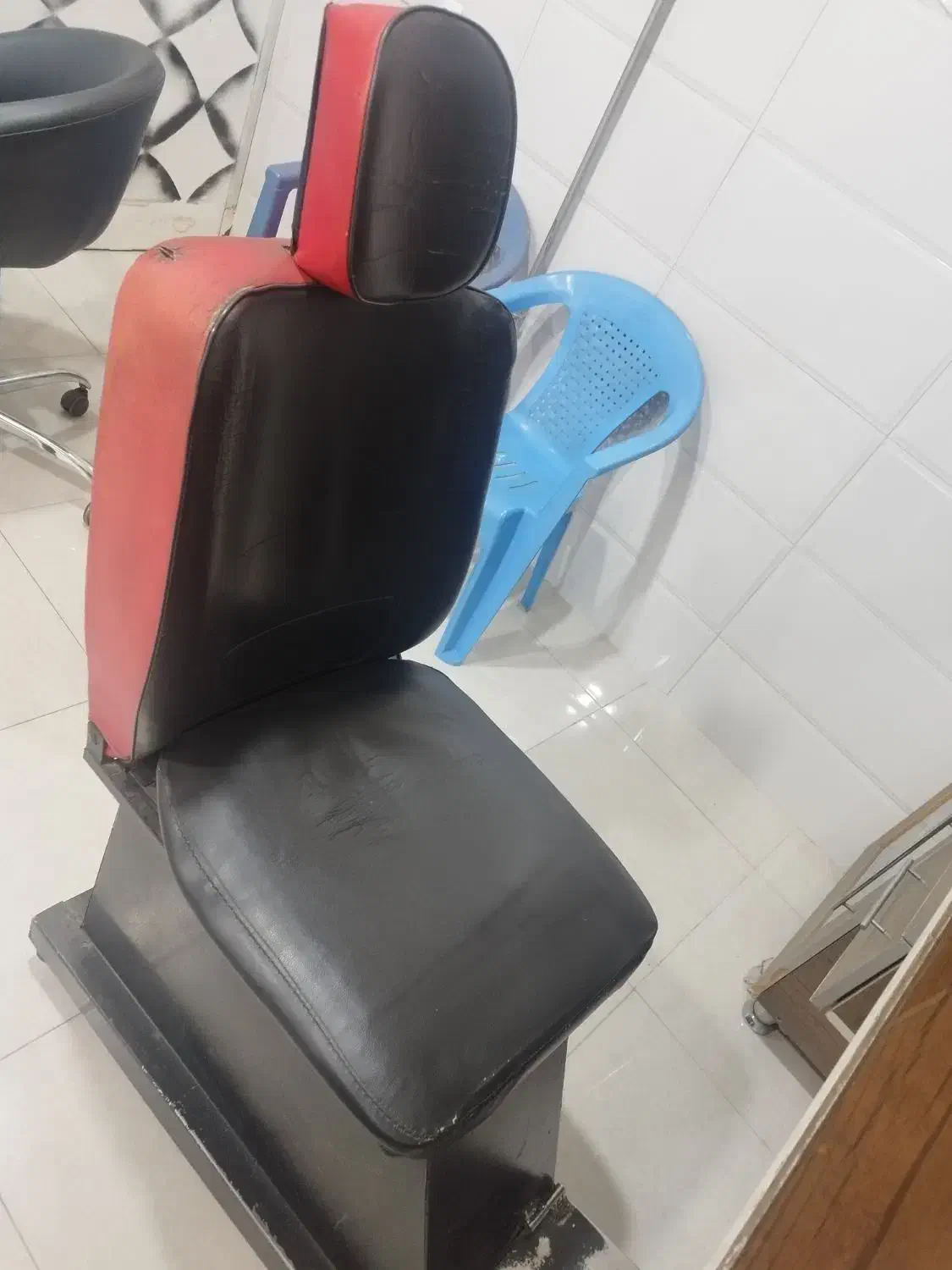 صندلی آرایشگاه|آرایشگاه و سالنهای زیبایی|بانه, |دیوار