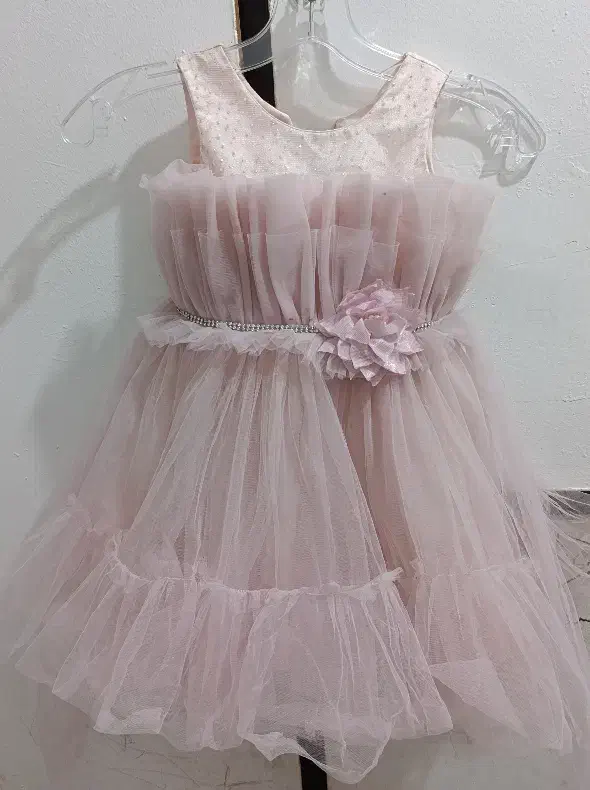 پیراهن مجلسی برای یک سال تا سه سال|کفش و لباس بچه|اهواز, کوی فرهنگیان ۱|دیوار