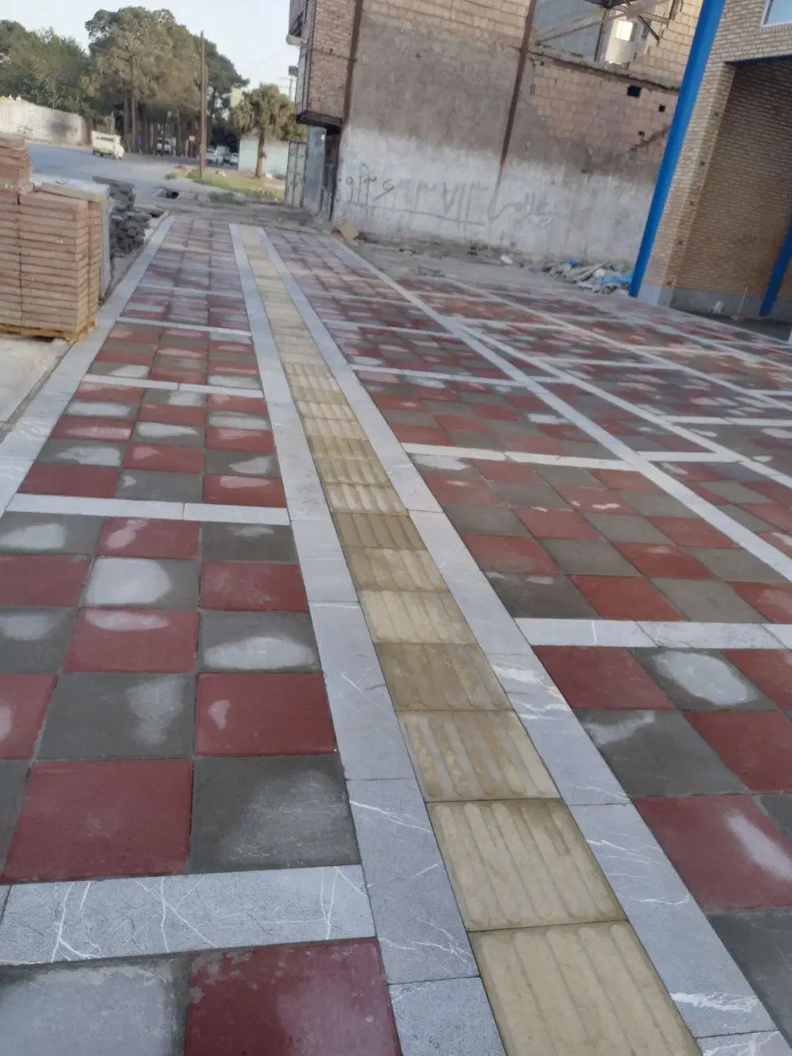 کفپوش کار وجدول کار|خدمات پیشه و مهارت|تهران, شهید رجایی|دیوار