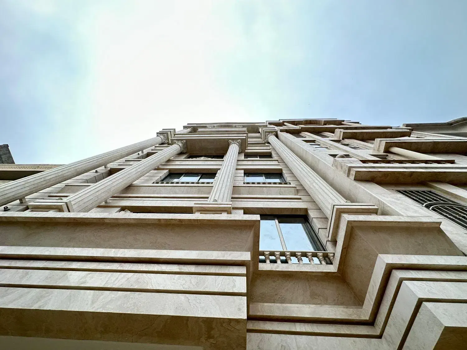 شاهکار نئوکلاسیک با متریال وارداتی اول جلال|فروش آپارتمان|مشهد, آزادشهر|دیوار