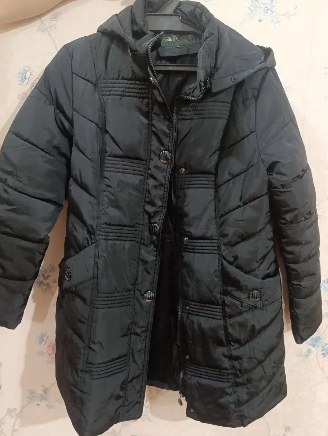 کاپشن پشمی|لباس|املش, |دیوار