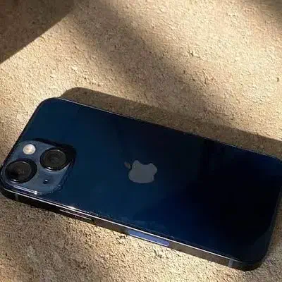 ایفون ۱۳ به همراه شارژر تمیز|موبایل|اصفهان, آبشار|دیوار