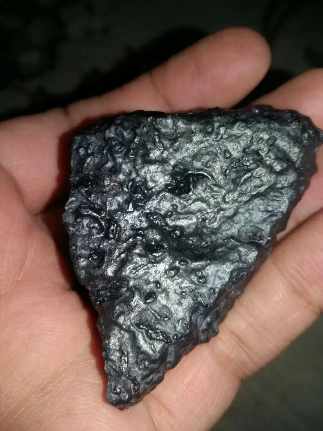 سنگ سیاه|کلکسیون اشیاء عتیقه|علیآباد کتول, |دیوار