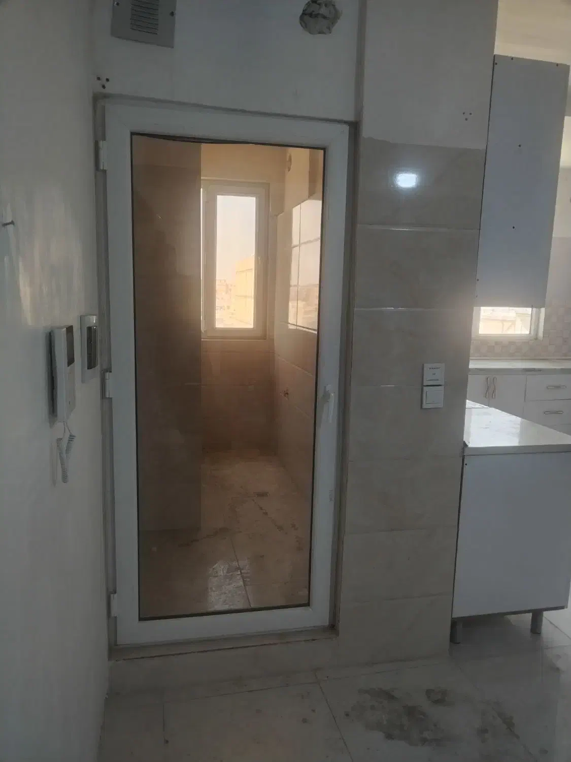 اجاره ای نوساز کلید نخورده|اجارهٔ آپارتمان|بهارستان, |دیوار