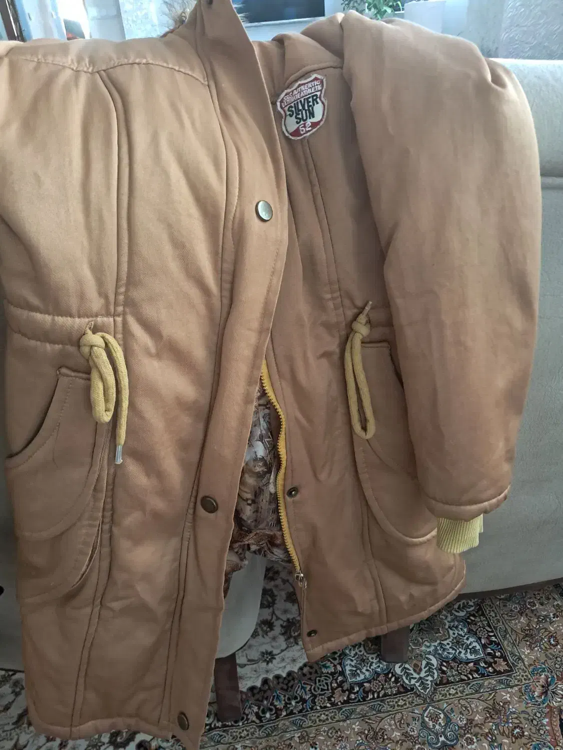 پالتو و کاپشن زنانه و دخترانه انه نو و درحد نو|لباس|اصفهان, خواجو|دیوار