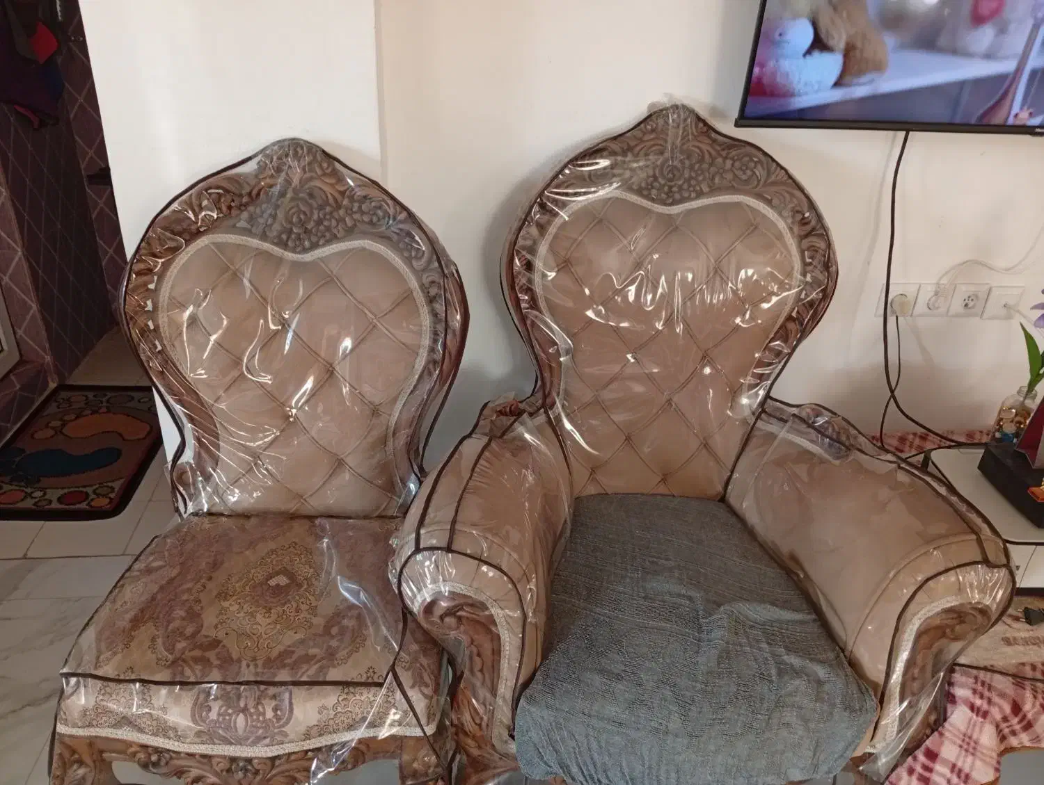 مبل سلطنتی چوب گردو اصل|مبلمان خانگی و میز عسلی|کومله, |دیوار