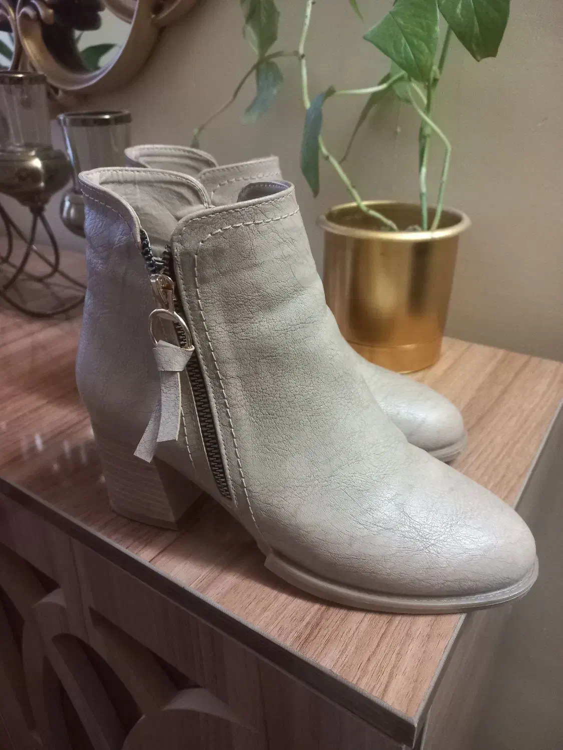 چکمه شماره 37،38  هست نونو هست|کیف، کفش، کمربند|خرم‌آباد, |دیوار