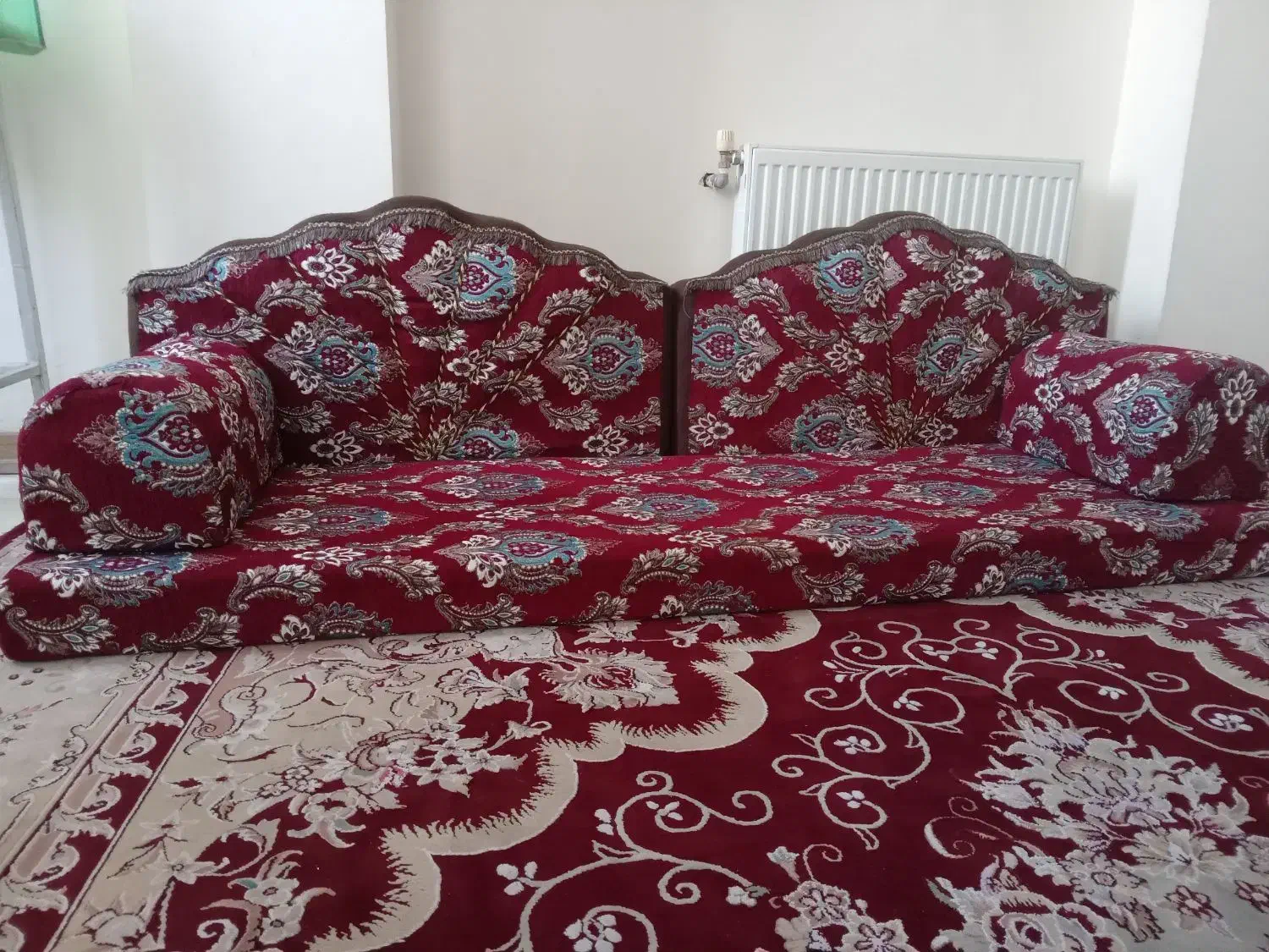 مبل خلیجی|مبلمان خانگی و میز عسلی|فولادشهر, مسکن مهر فولادشهر|دیوار