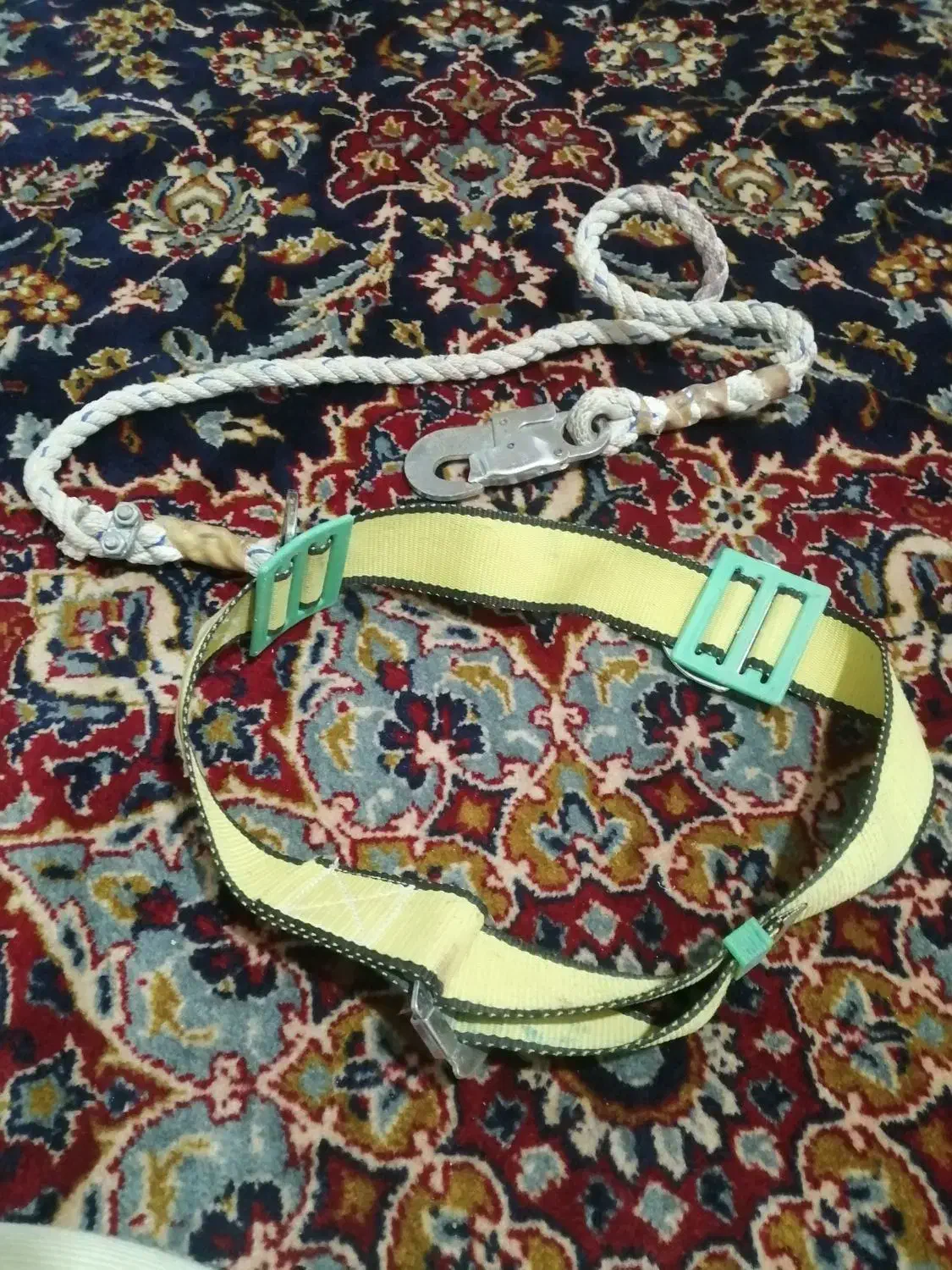 کمربند ایمنی|کوهنوردی و کمپینگ|تربت جام, جامی|دیوار