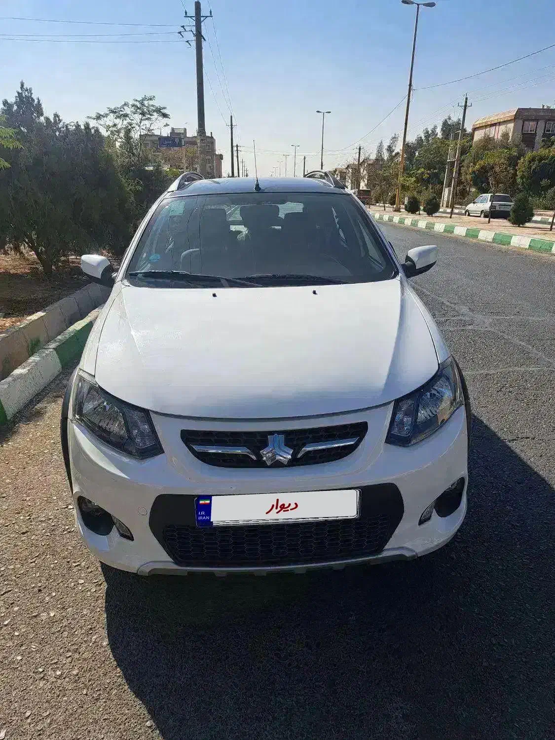 کوییک R مدل ۱۴۰۲ سفید بدون رنگ کم کارکرد|خودرو سواری و وانت|پرند, فاز ۰|دیوار