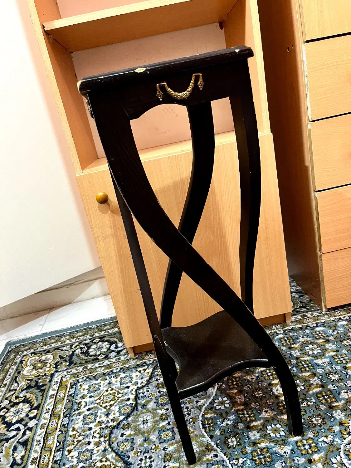 میز تلفن|میز تلفن|گرگان, |دیوار