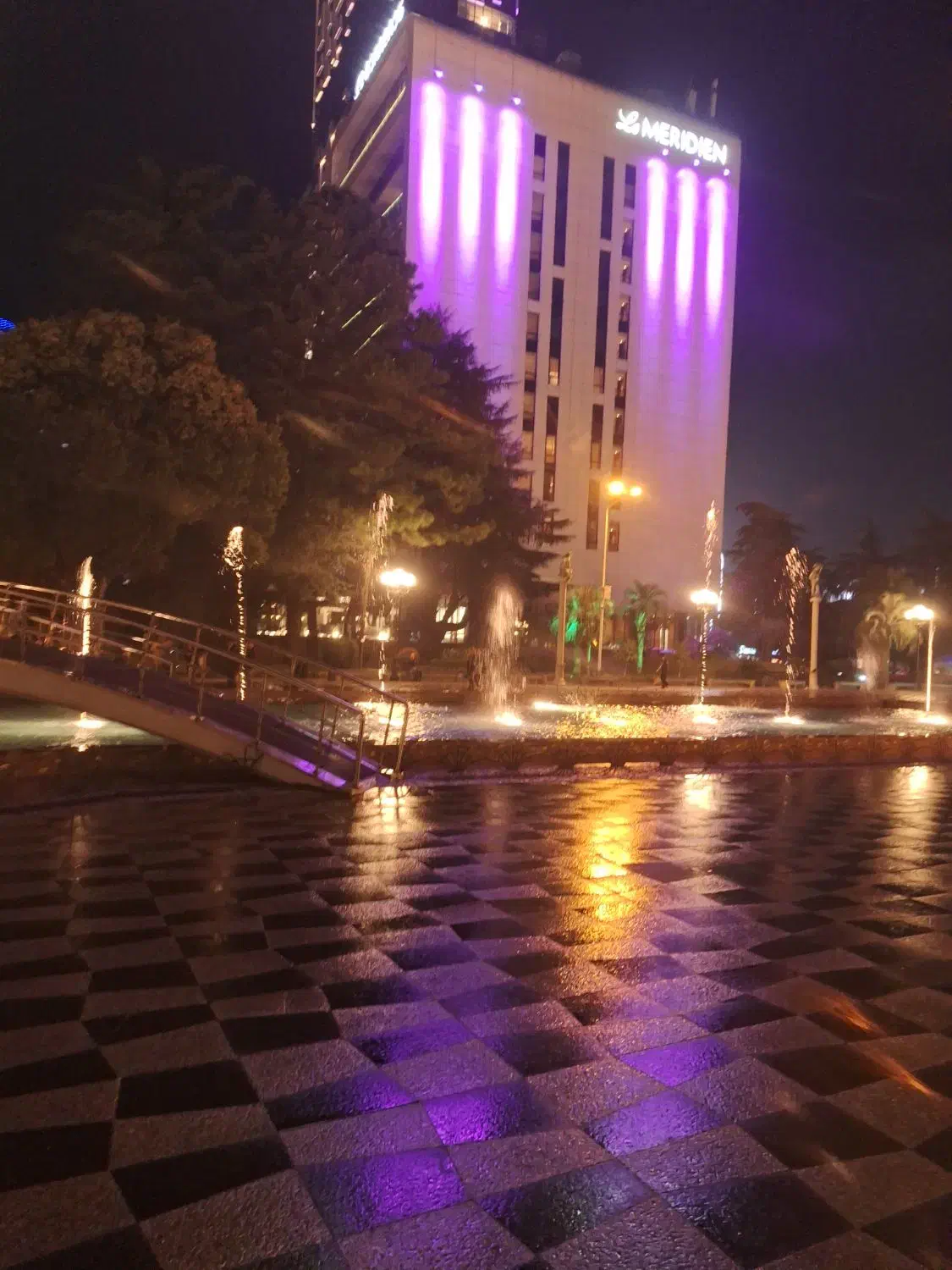 تور گرجستان باتومی ویژه سال نو میلادی|تور و چارتر|اصفهان, ارغوانیه|دیوار