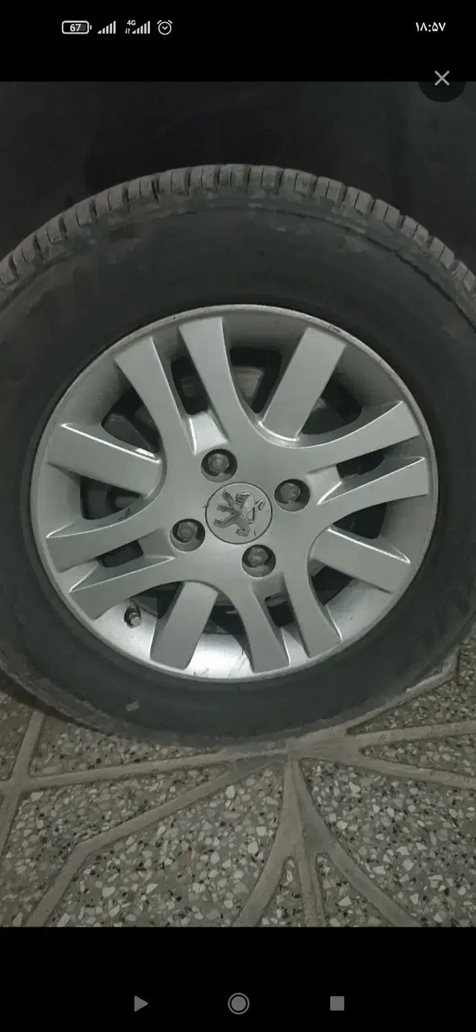 رینگ و لاستیک صلیبی در حد|قطعات یدکی و لوازم جانبی|تربت جام, المهدی|دیوار